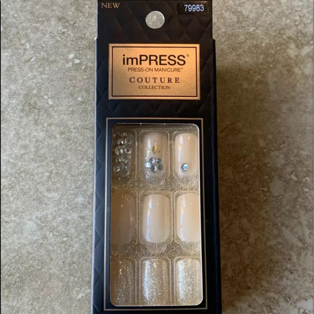 NEW imPRESS Couture Collection Press-on Nails